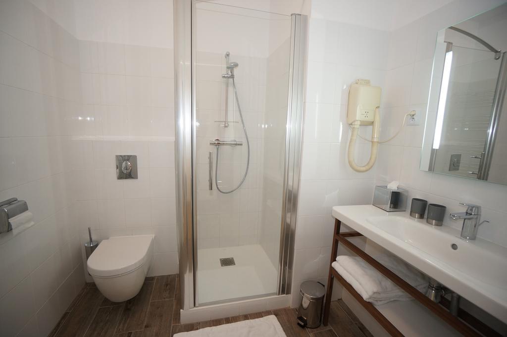 Les Trois Lys Hotel Condom